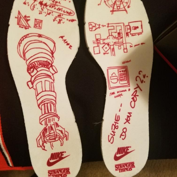 Nike air ,air custom stranger things - Picture 3 of 6